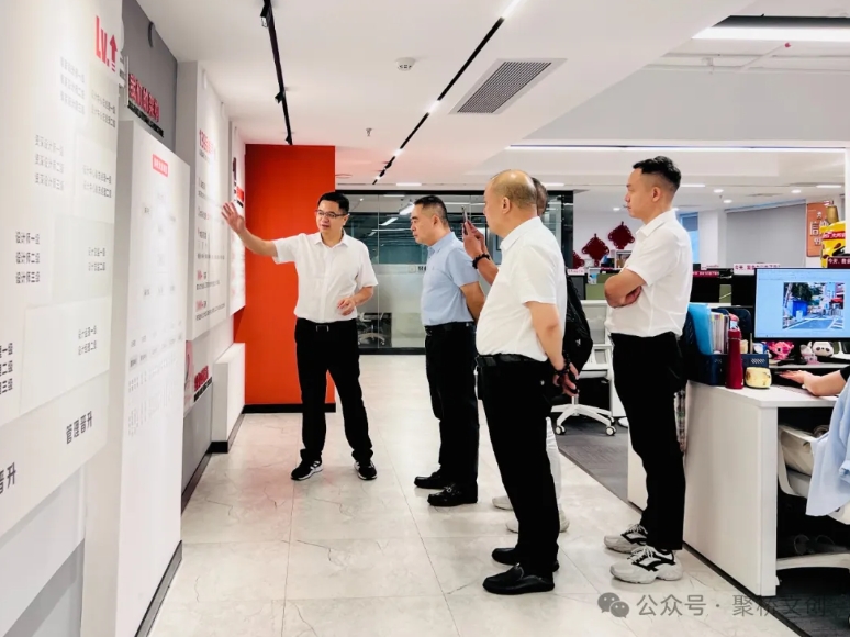 團結(jié)湘商，協(xié)同發(fā)展——廣東省湖南商會領(lǐng)導(dǎo)一行蒞臨聚橋文創(chuàng)走訪交流